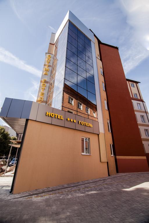 Hotel Optima Rivne Zewnętrze zdjęcie