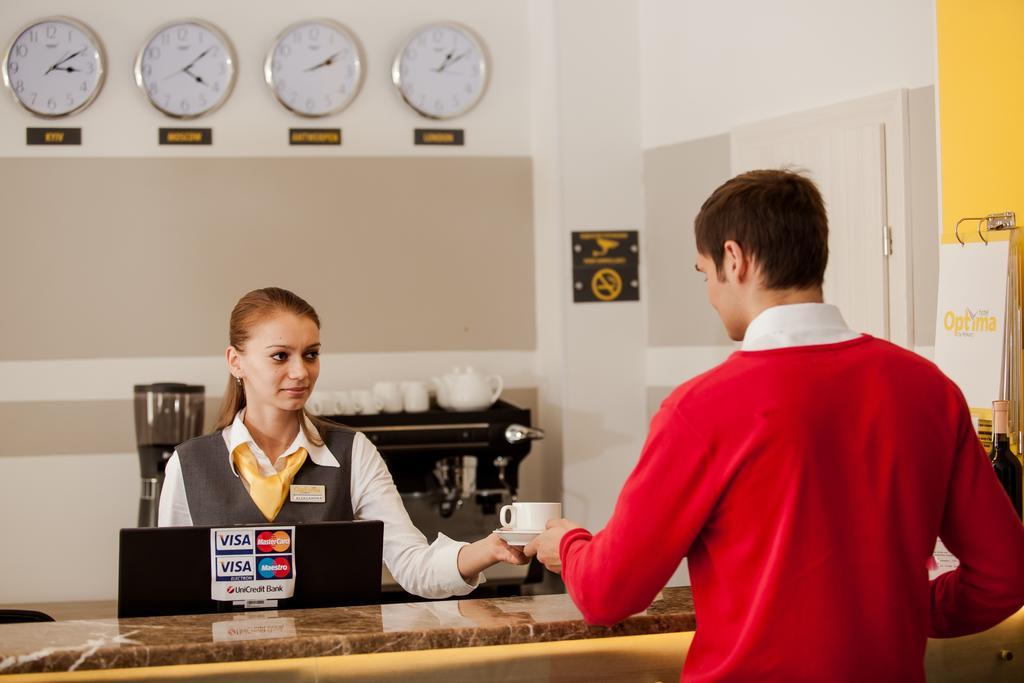 Hotel Optima Rivne Zewnętrze zdjęcie
